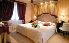 Hotel A La Commedia - Szállás Velence .hu